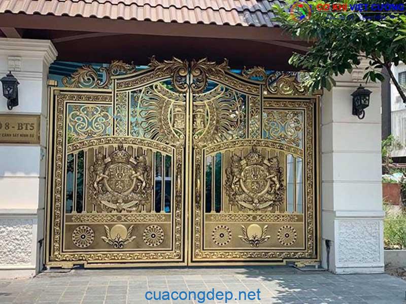 Tại sao nên chọn cửa cổng nhôm đúc